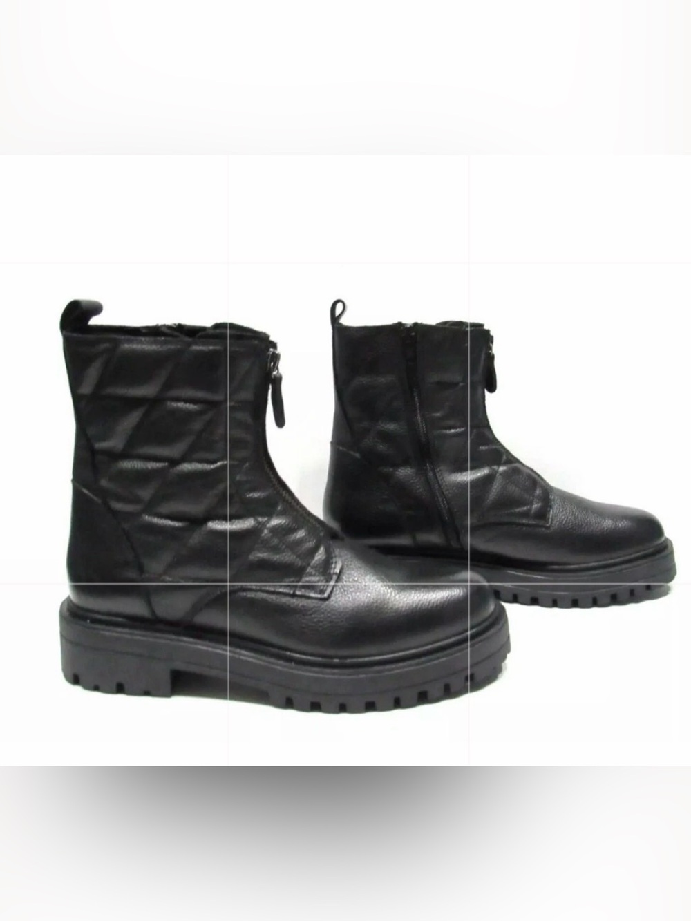 Alberto Torresi Black Leather Quilted Chunky Lug Sole Zipper Detail Boots NWOT 9